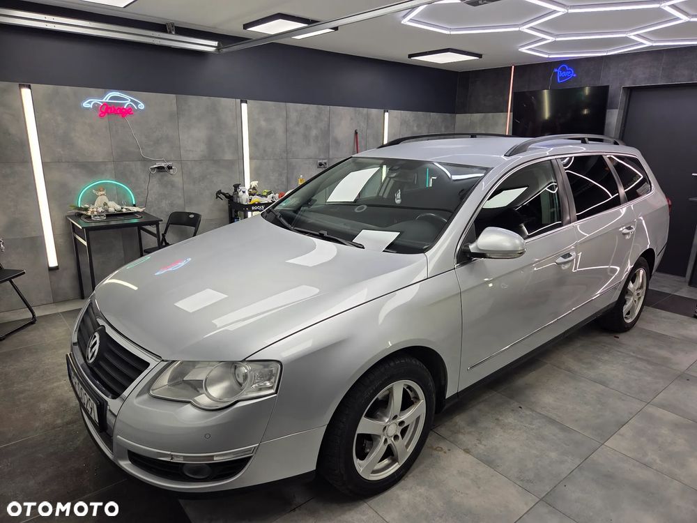Volkswagen Passat Variant 2.0 TDI BlueMotion Technology DPF Comfortline - 12
