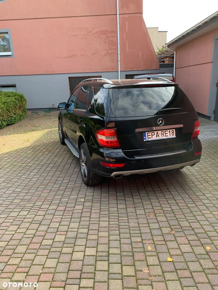 Mercedes-Benz ML - 8
