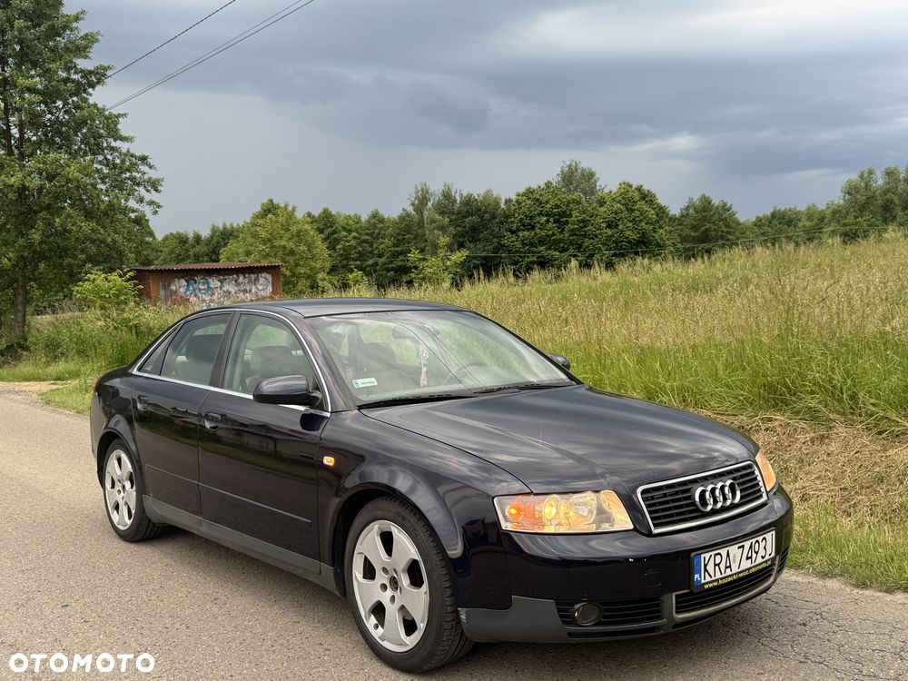 Audi A4 Avant - 1