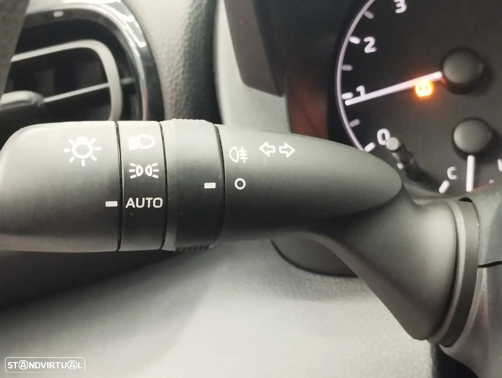 Toyota Yaris 1.0 VVT-i Comfort - 19