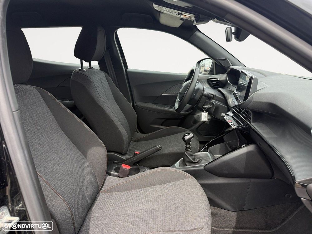 Peugeot 2008 1.2 PureTech Style - 15