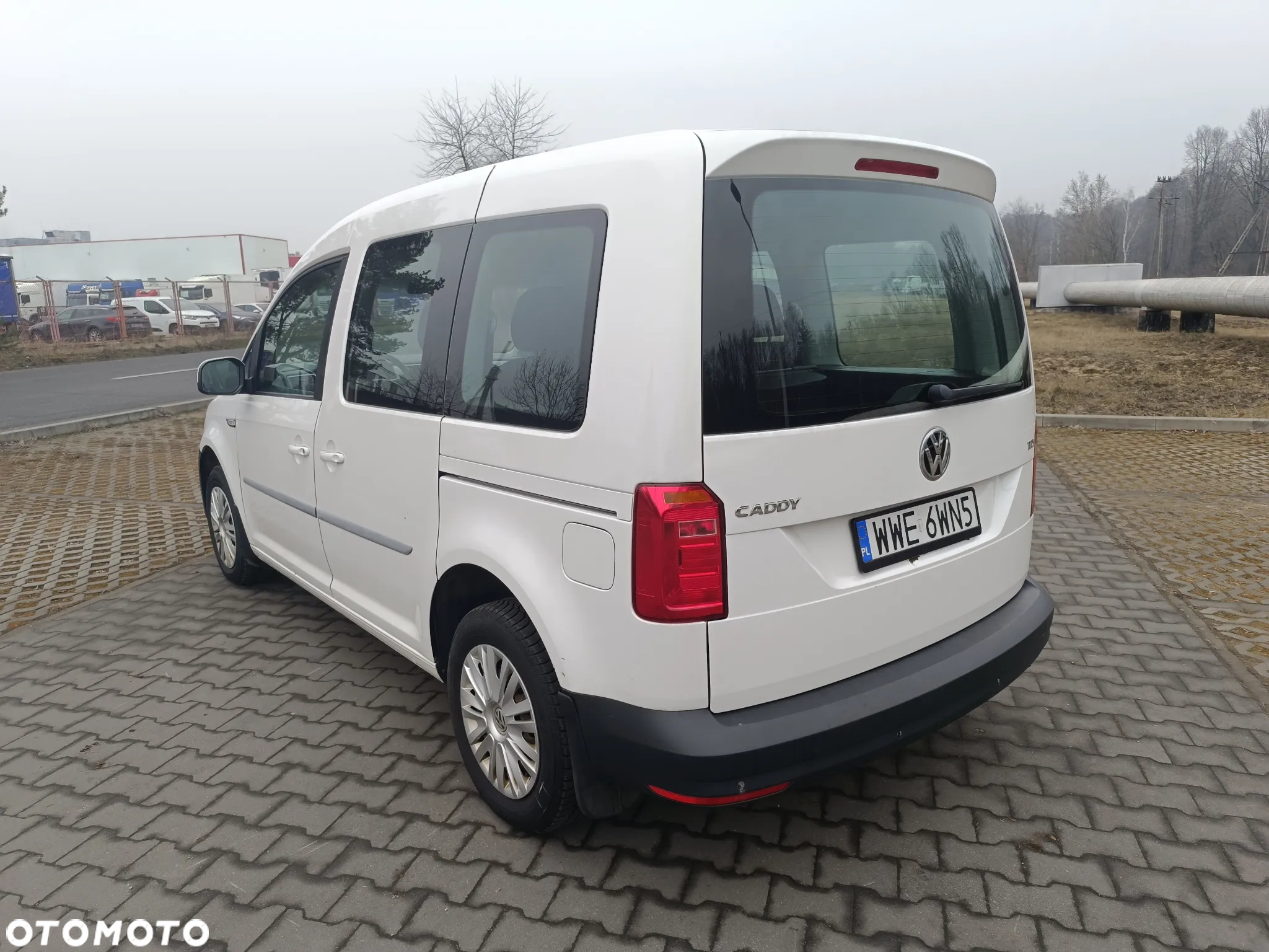 Volkswagen Caddy 2.0 TDI Trendline - 3