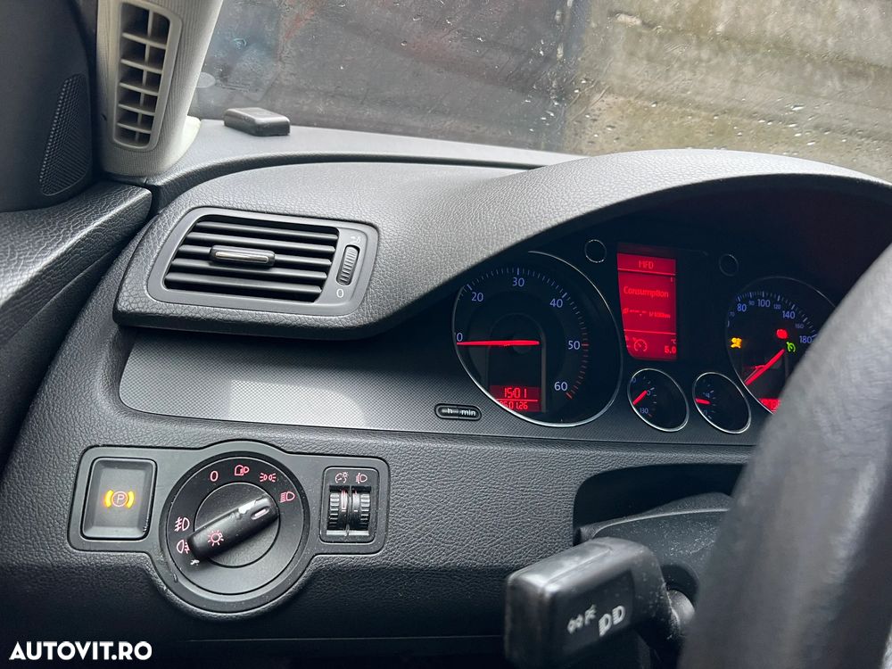 Volkswagen Passat 2.0 TDI DPF Comfortline - 15