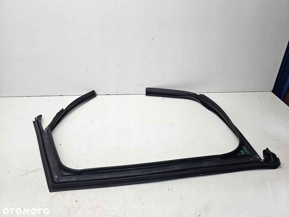 USZCZELKA RAMY DRZWI PRAWY TYŁ AUDI A3 8V 8V4839440A SPORTBACK - 5