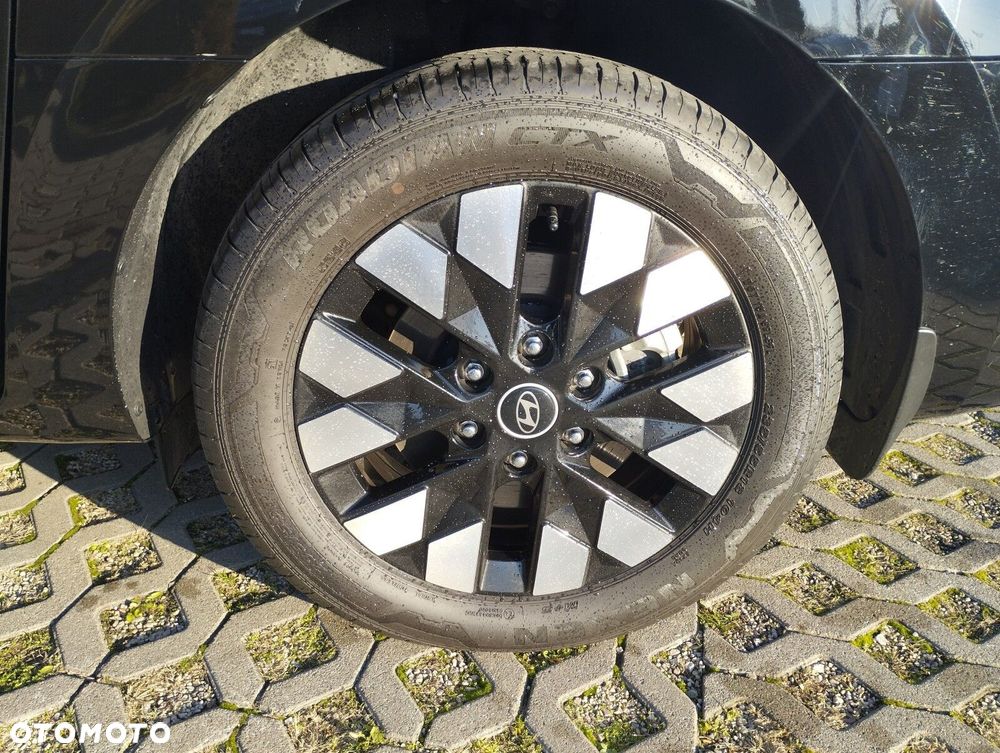 Hyundai Staria 1.6 T-GDI HEV Luxury - 37