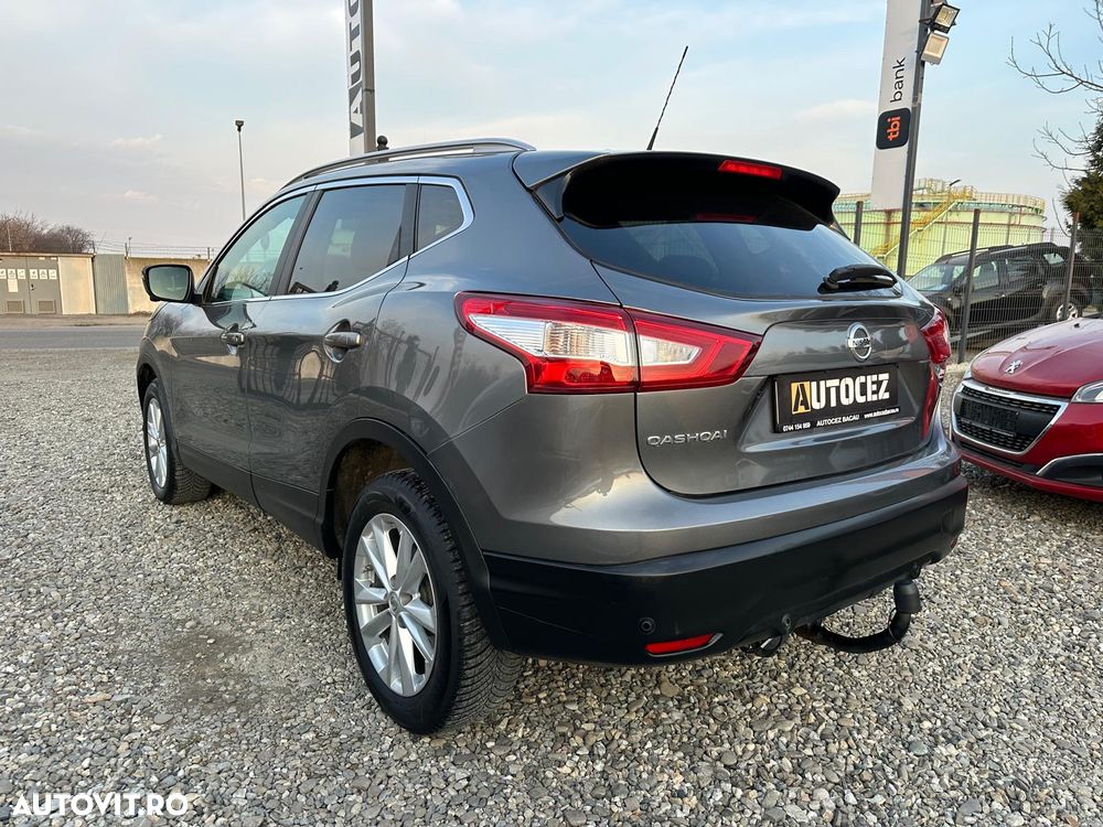 Nissan Qashqai 1.6 DCI TEKNA+ - 4