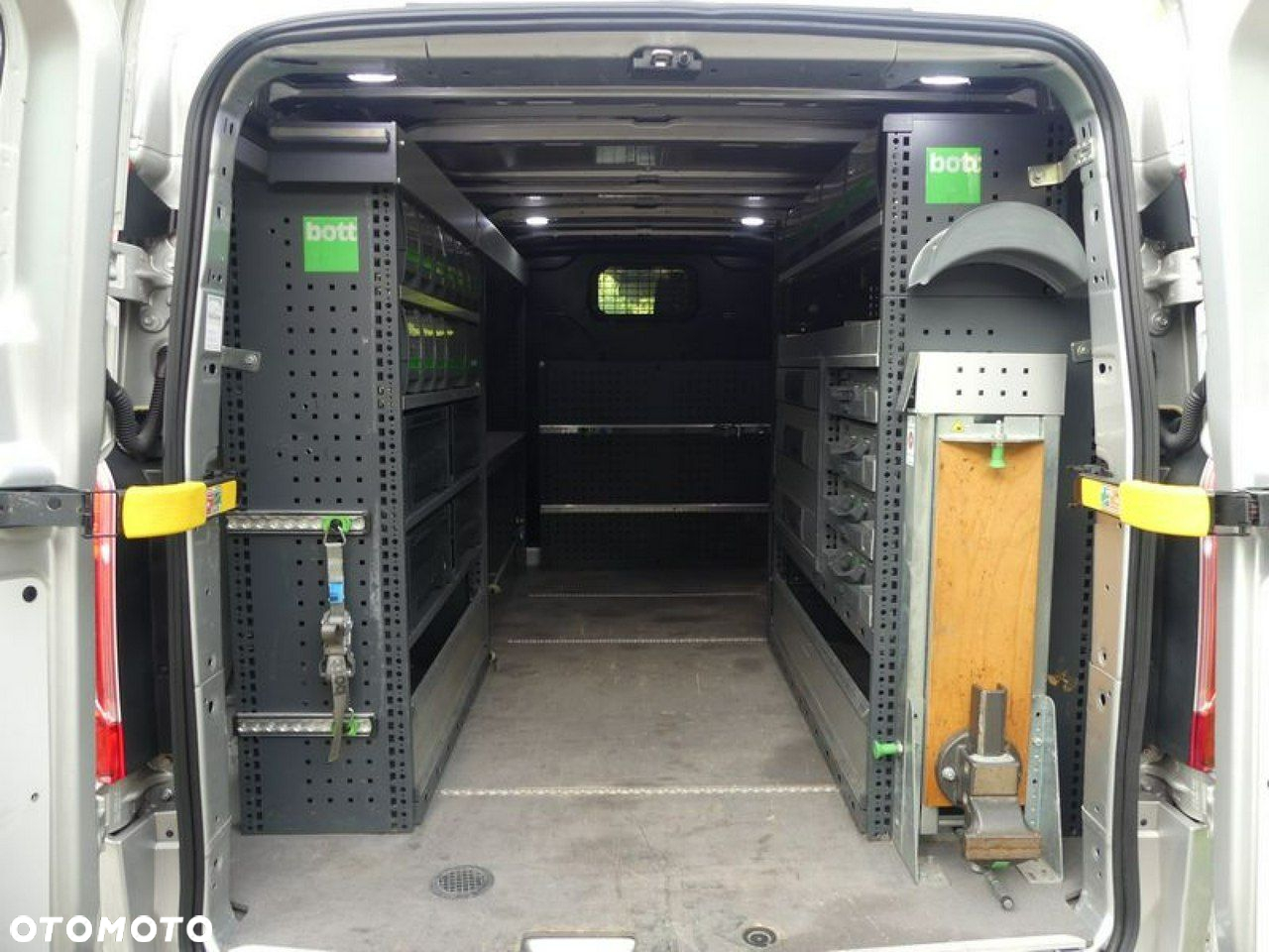 Ford Transit Custom - 14