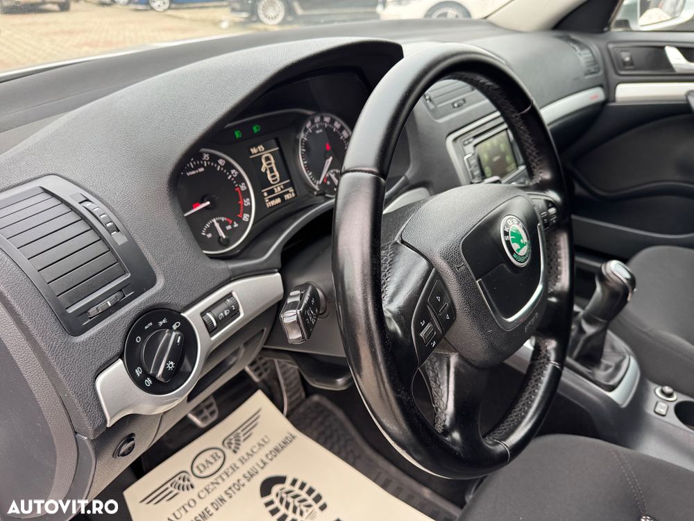 Skoda Octavia 2.0 TDI DPF Scout 4x4 - 20