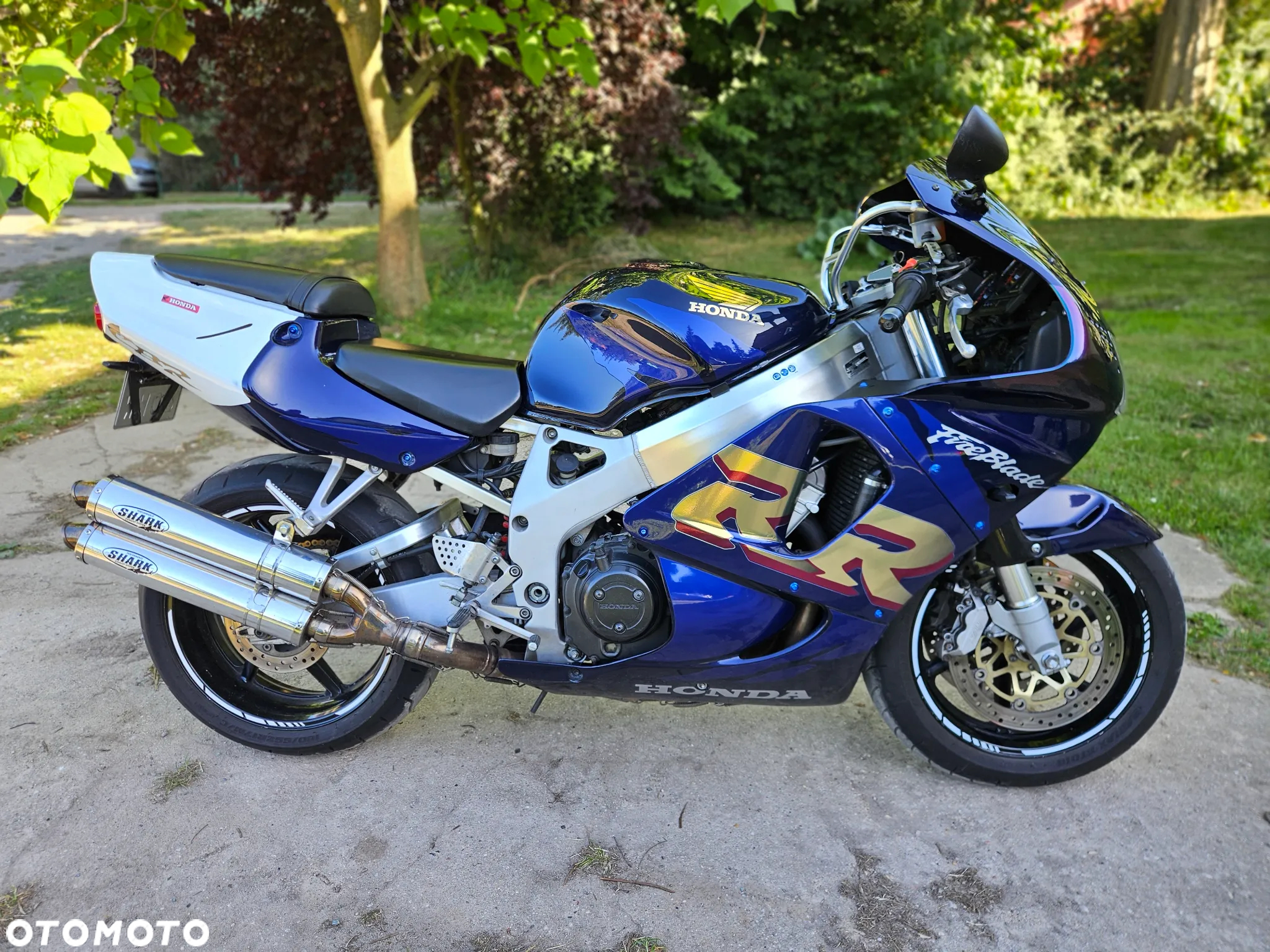 Honda CBR - 3