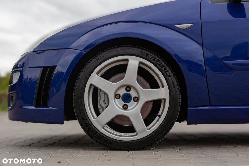 Ford Focus RS - 25