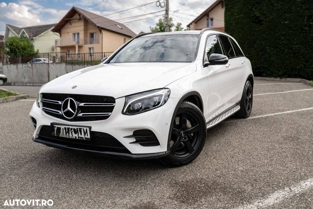 Mercedes-Benz GLC 220 d 4MATIC 9G-TRONIC AMG Line - 2