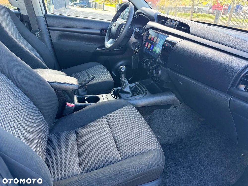 Toyota Hilux 2.4 D-4D Double Cab DLX 4x4 - 13