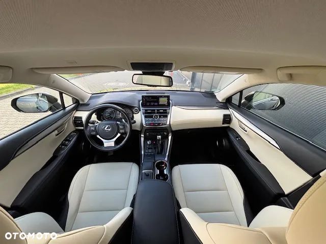 Lexus NX 300h F Impression AWD - 18