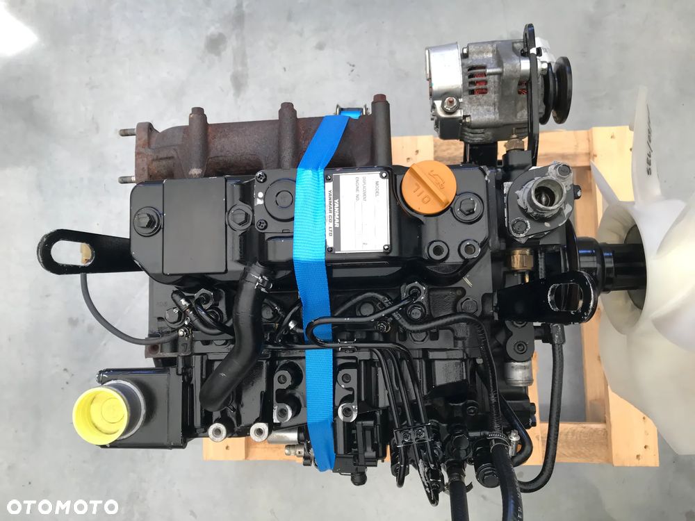 SILNIK YANMAR 3TNV88 12500netto - 10