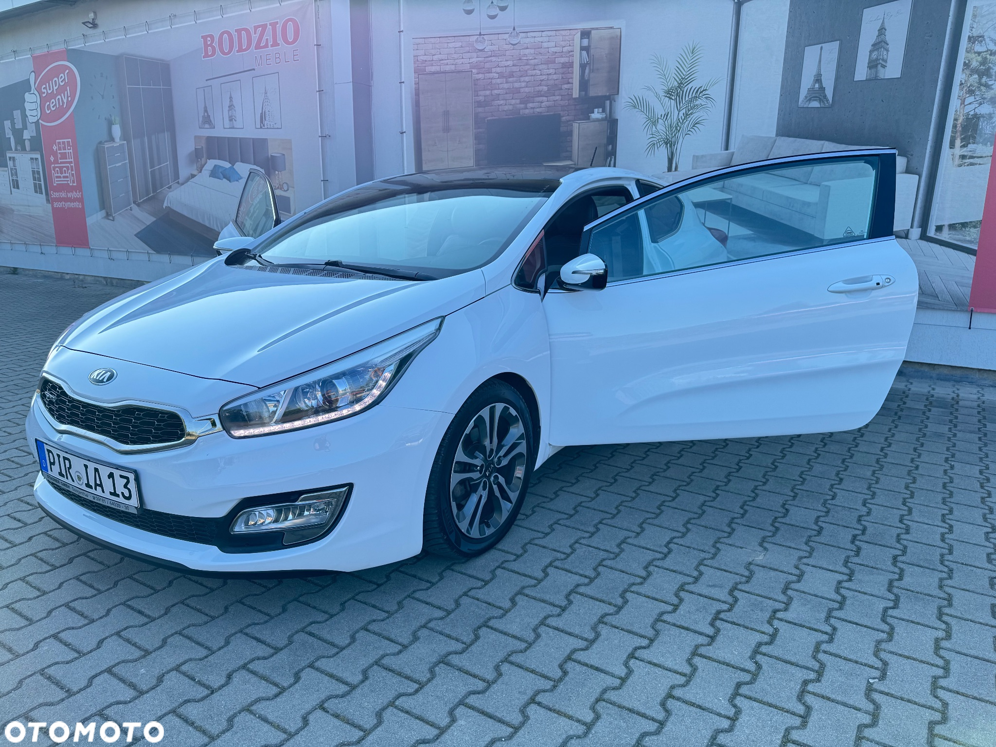 Kia ProCeed - 2