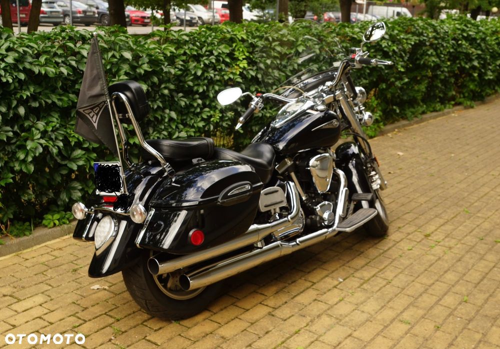 Yamaha Road Star - 2