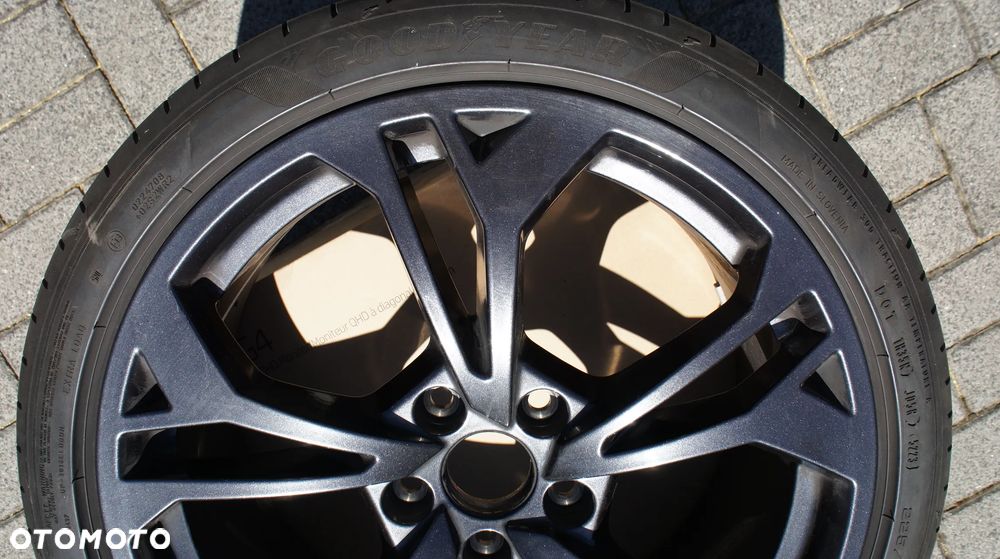 FELGA ALUMINIOWA 18" AUDI RS3 8Y0 - 2