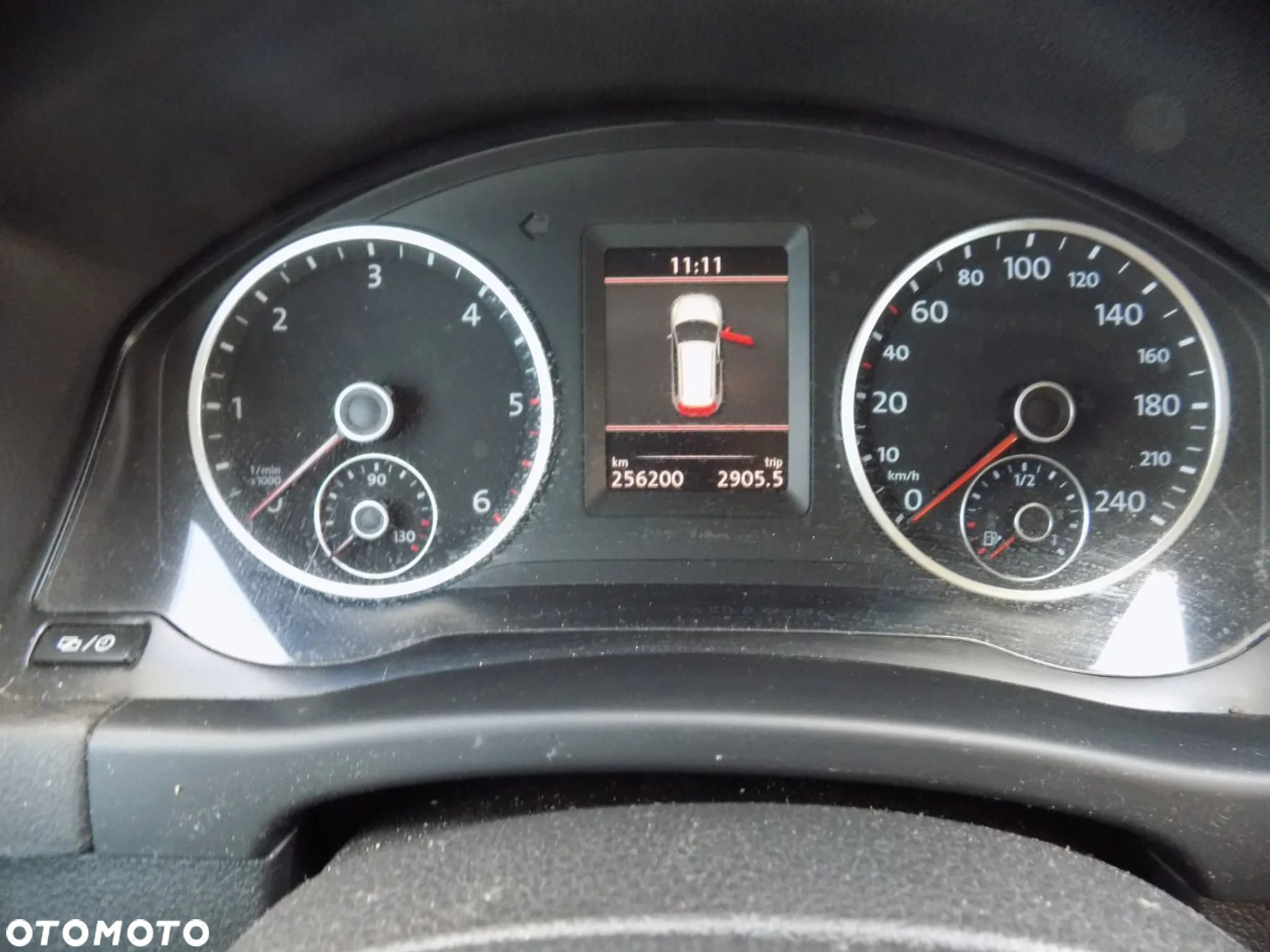 Volkswagen Tiguan 2.0 TDI DPF BlueMotion Technology Sport & Style - 34