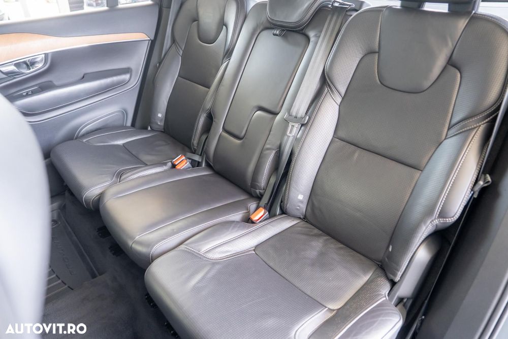 Volvo XC 90 D5 AWD Geartronic Inscription - 24