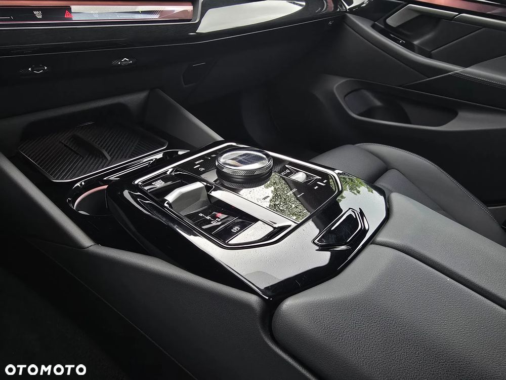 BMW Seria 5 520d xDrive mHEV M Sport - 19