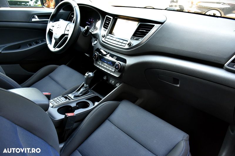 Hyundai Tucson blue 1.7 CRDi 2WD DCT Premium - 21