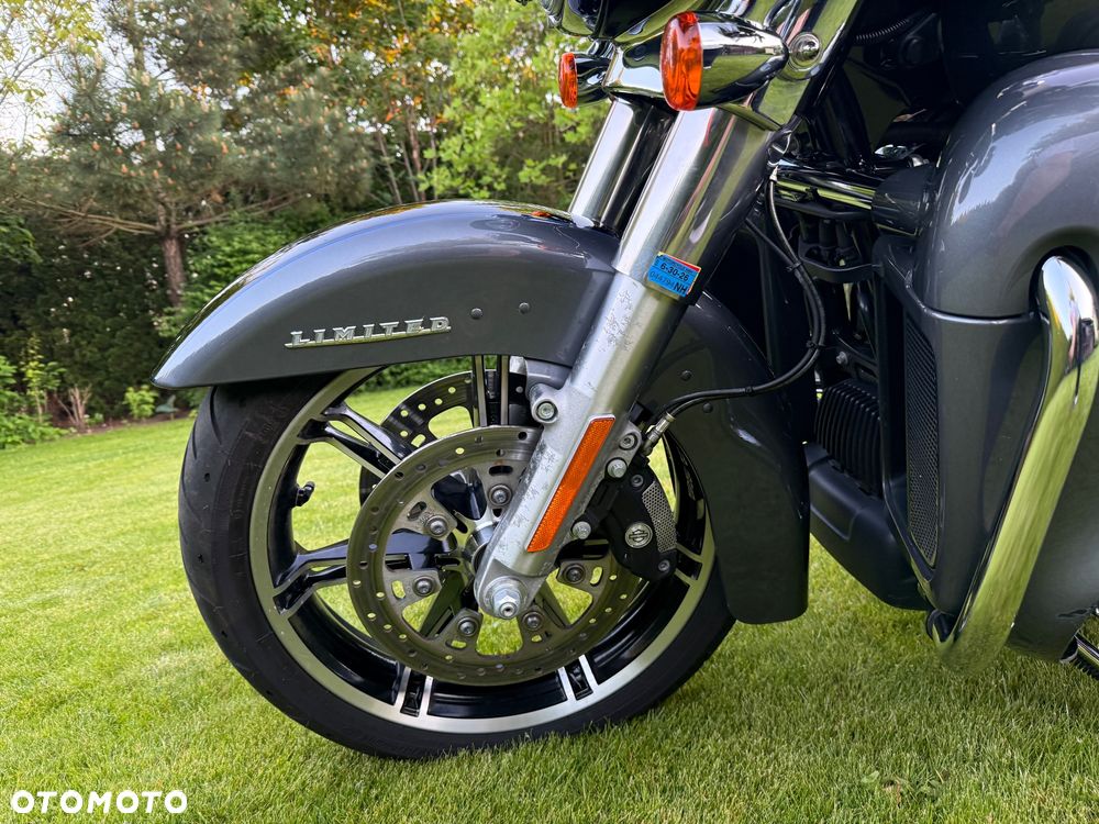 Harley-Davidson Touring Ultra Limited - 16