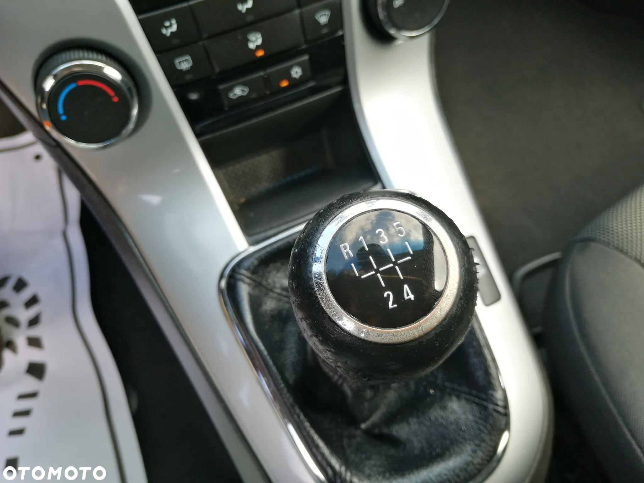Chevrolet Cruze Station Wagon 1.6 LS - 20