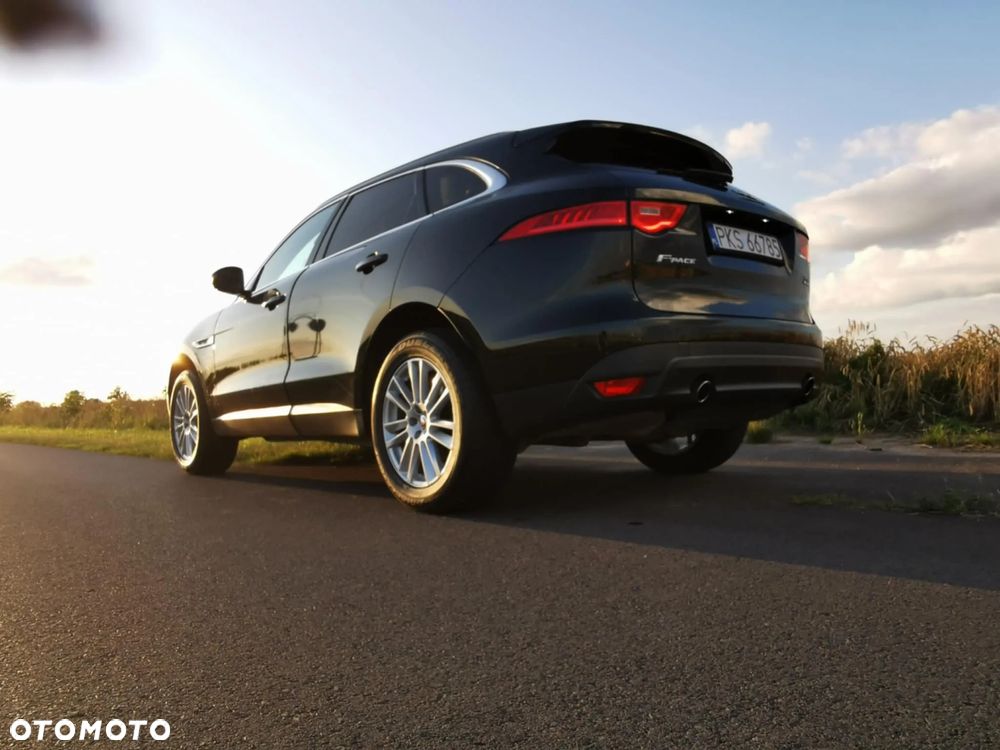 Jaguar F-Pace 2.0 i4D AWD Prestige - 9