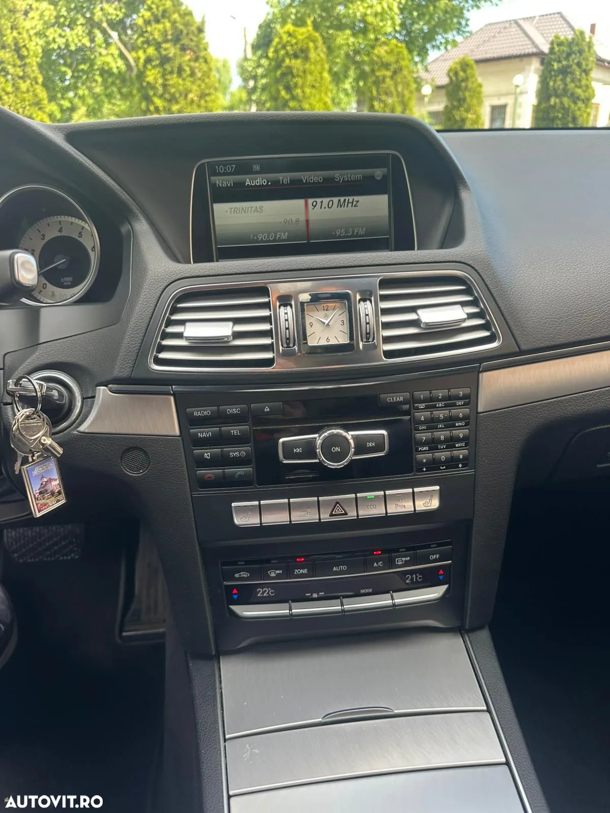Mercedes-Benz E 200 Coupe 7G-TRONIC - 9