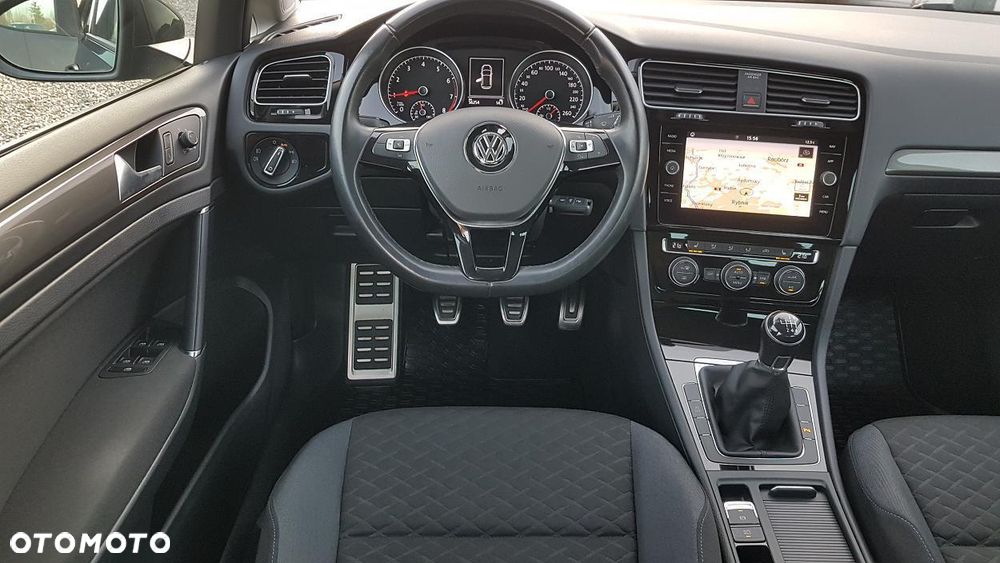 Volkswagen Golf 1.0 TSI Join - 12