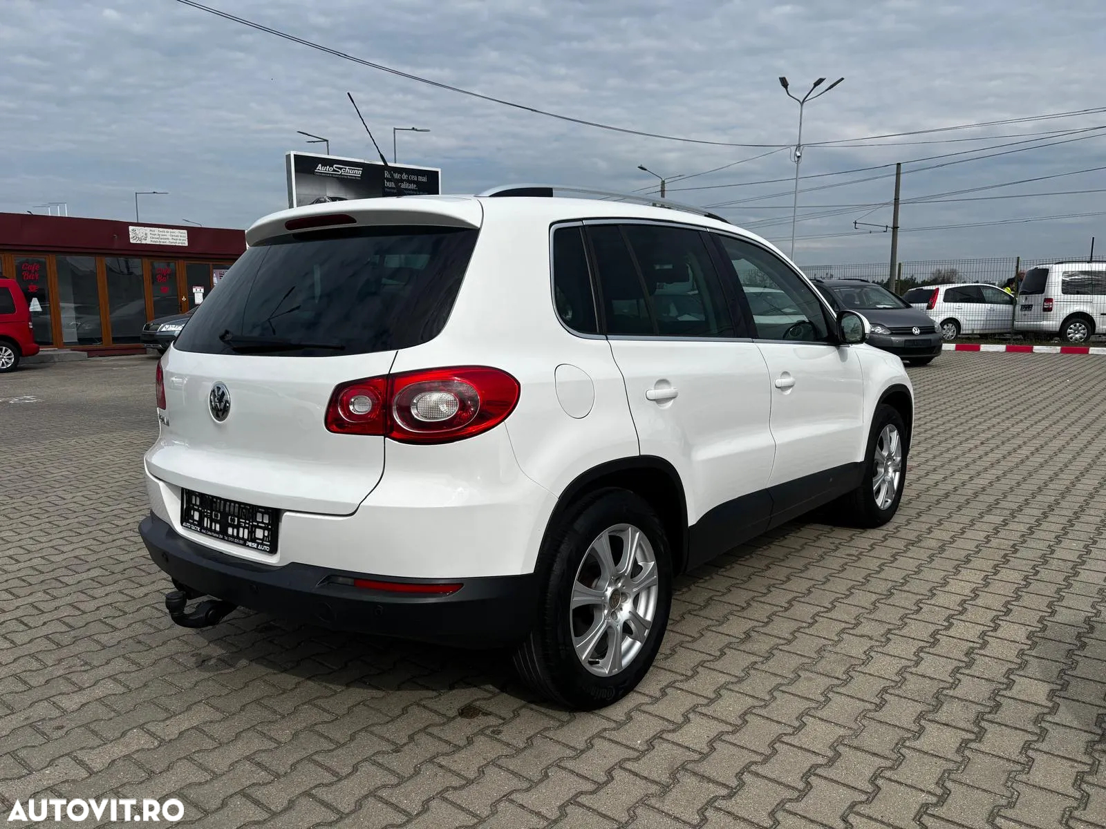 Volkswagen Tiguan - 3
