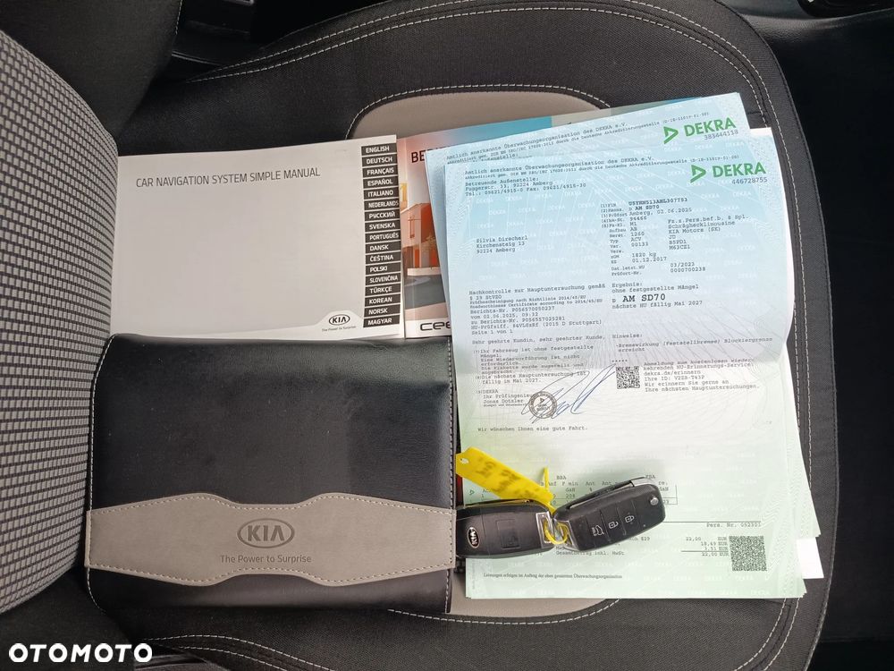 Kia Ceed 1.6 GDI Dream Team Edition - 35