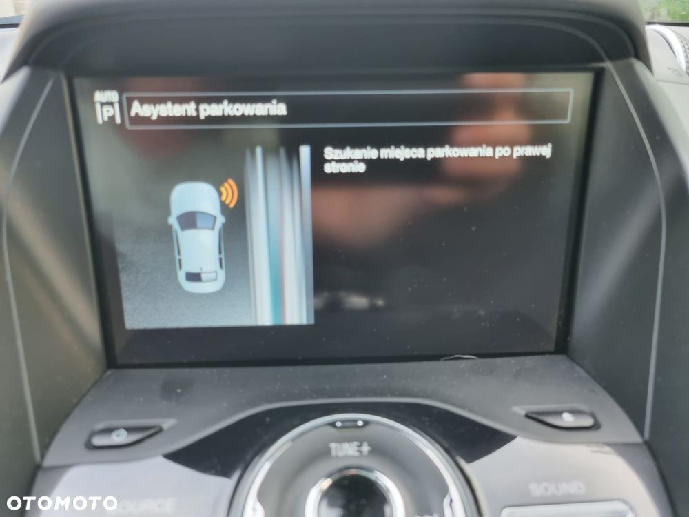 Ford Kuga 2.0 TDCi 4x4 Individual - 24