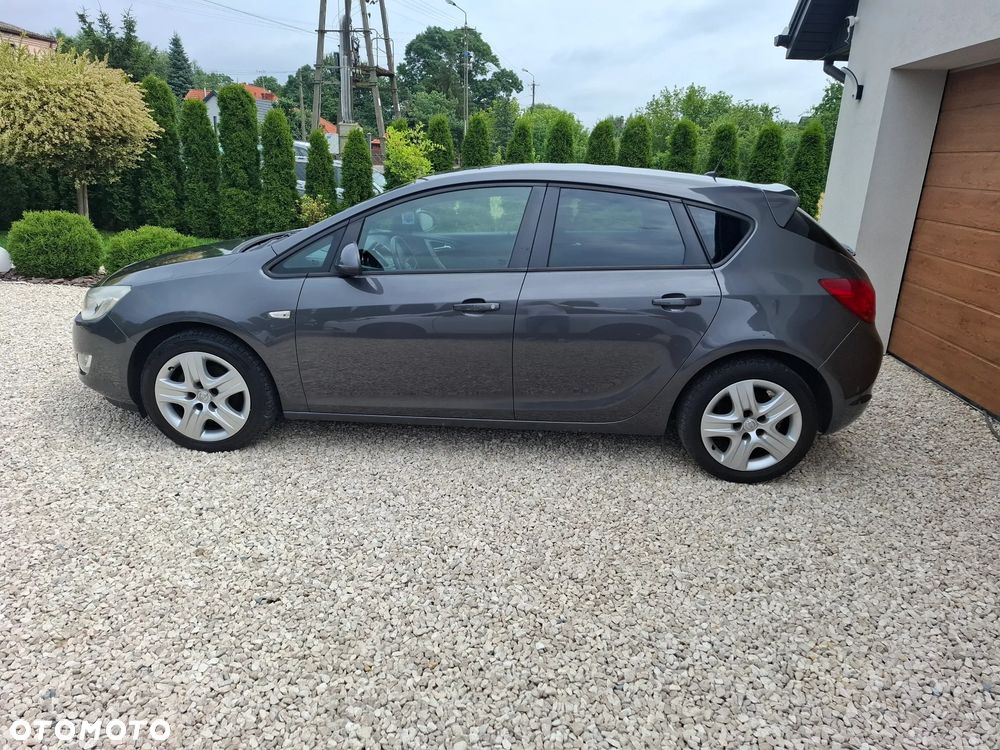 Opel Astra 1.4 Turbo - 16