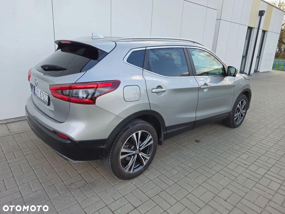 Nissan Qashqai 1.3 DIG-T N-Connecta - 4