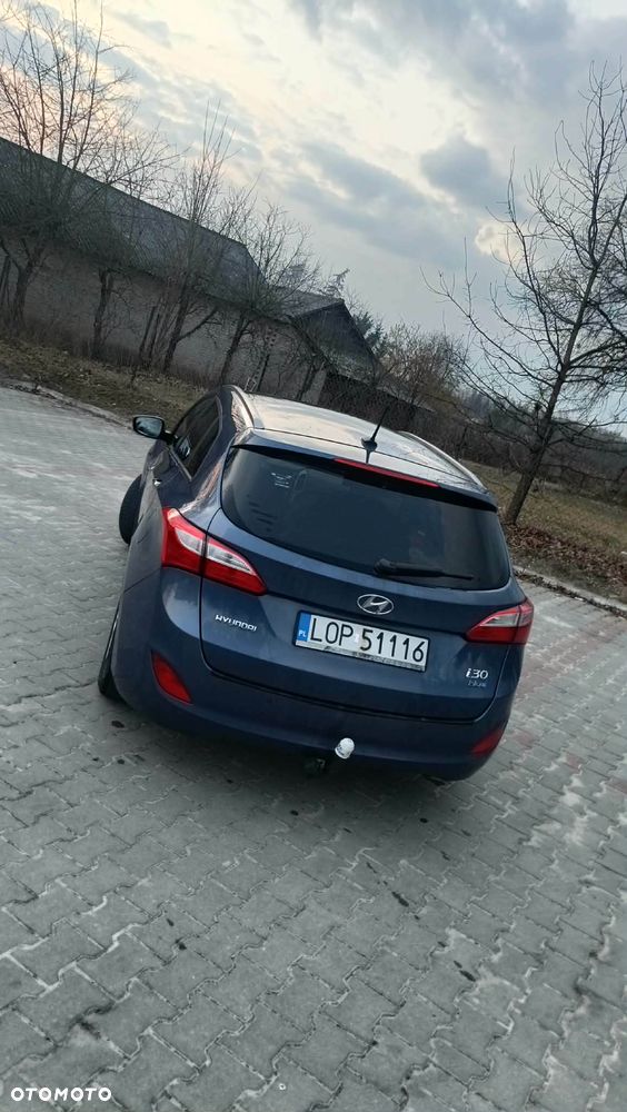 Hyundai i30 blue 1.6 CRDi Trend - 5