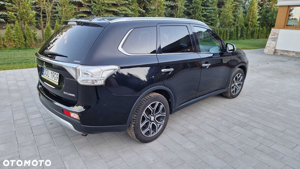 Mitsubishi Outlander - 5