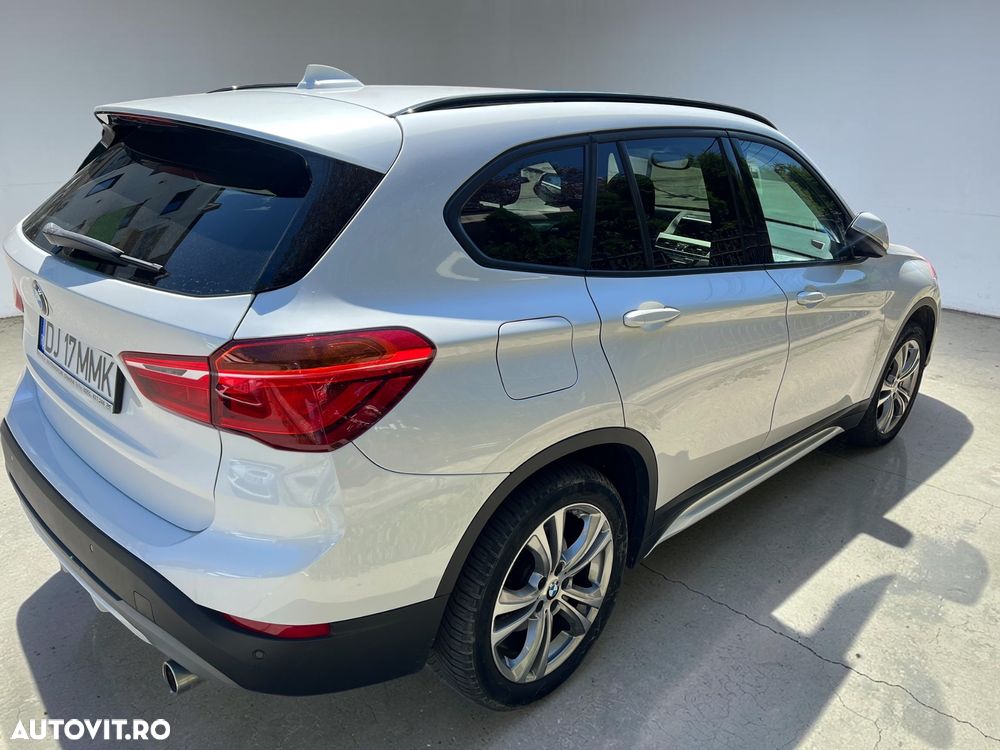 BMW X1 xDrive20d Aut. Sport Line - 4
