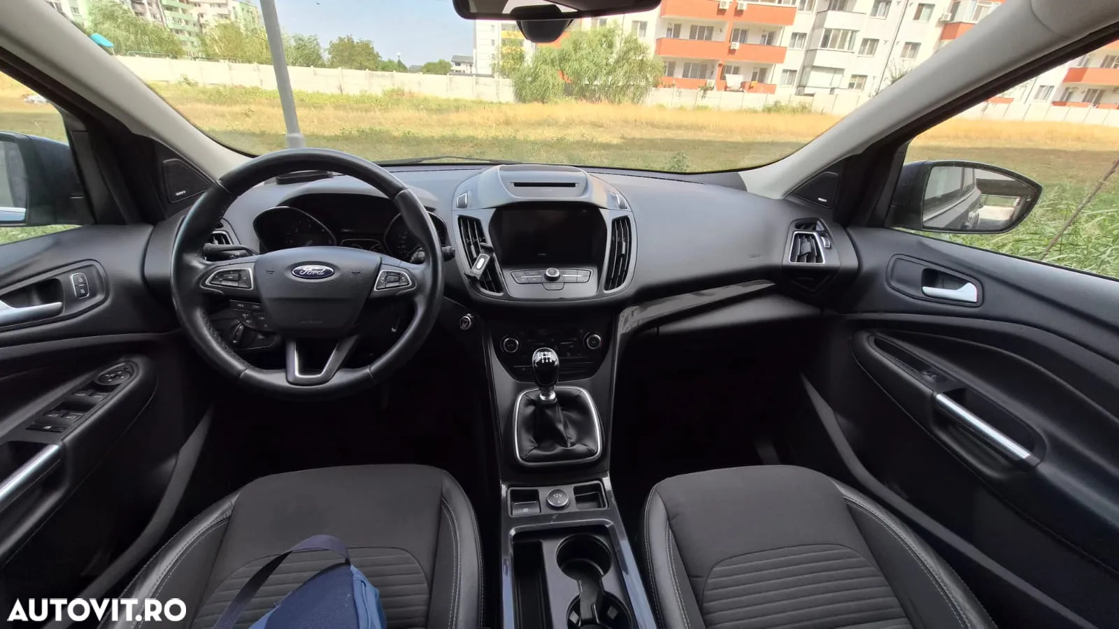Ford Kuga 1.5 TDCi 2WD Titanium - 6
