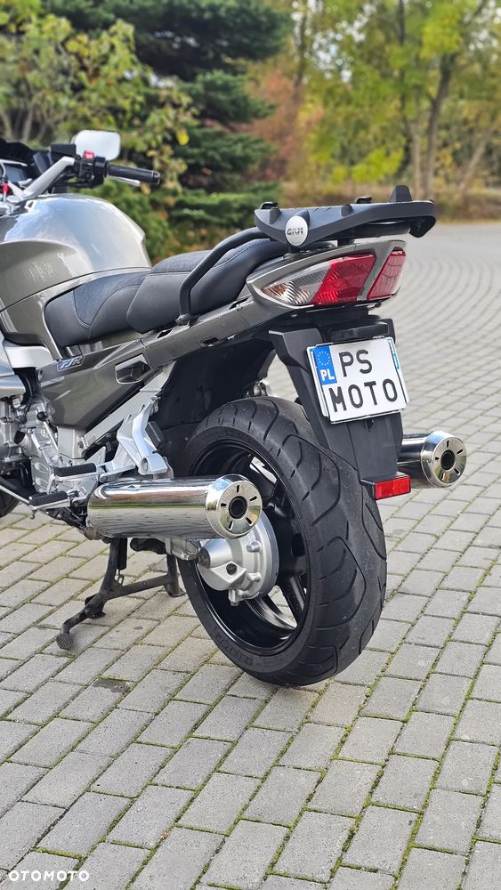 Yamaha FJR - 25