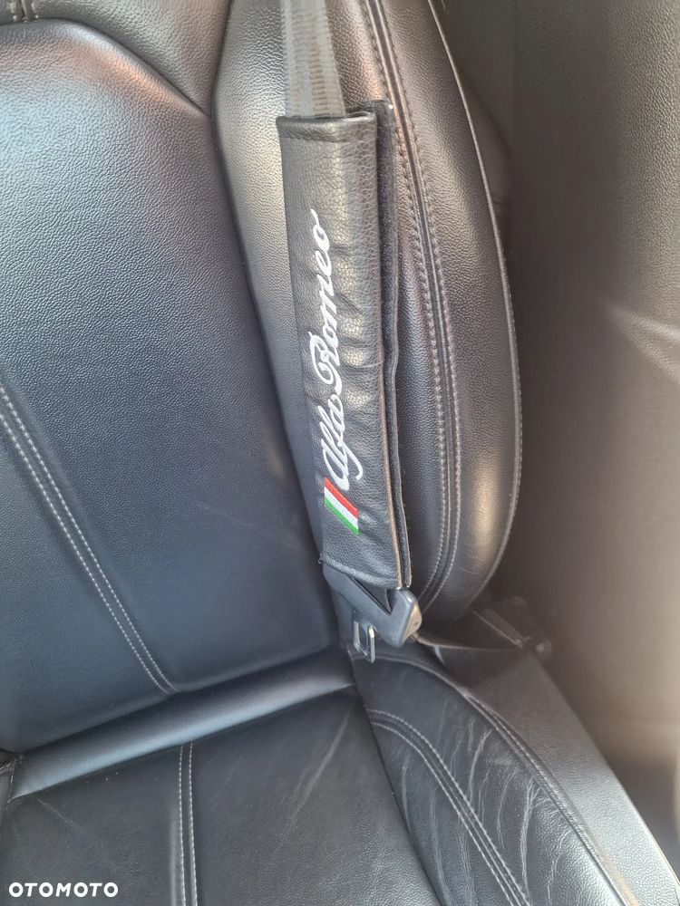 Alfa Romeo Stelvio 2.0 Turbo 16V AT8-Q4 Super - 11