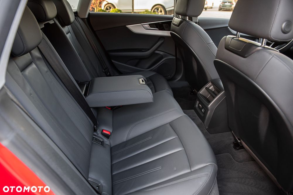 Audi A5 Sportback 40 TDI S tronic S line - 32