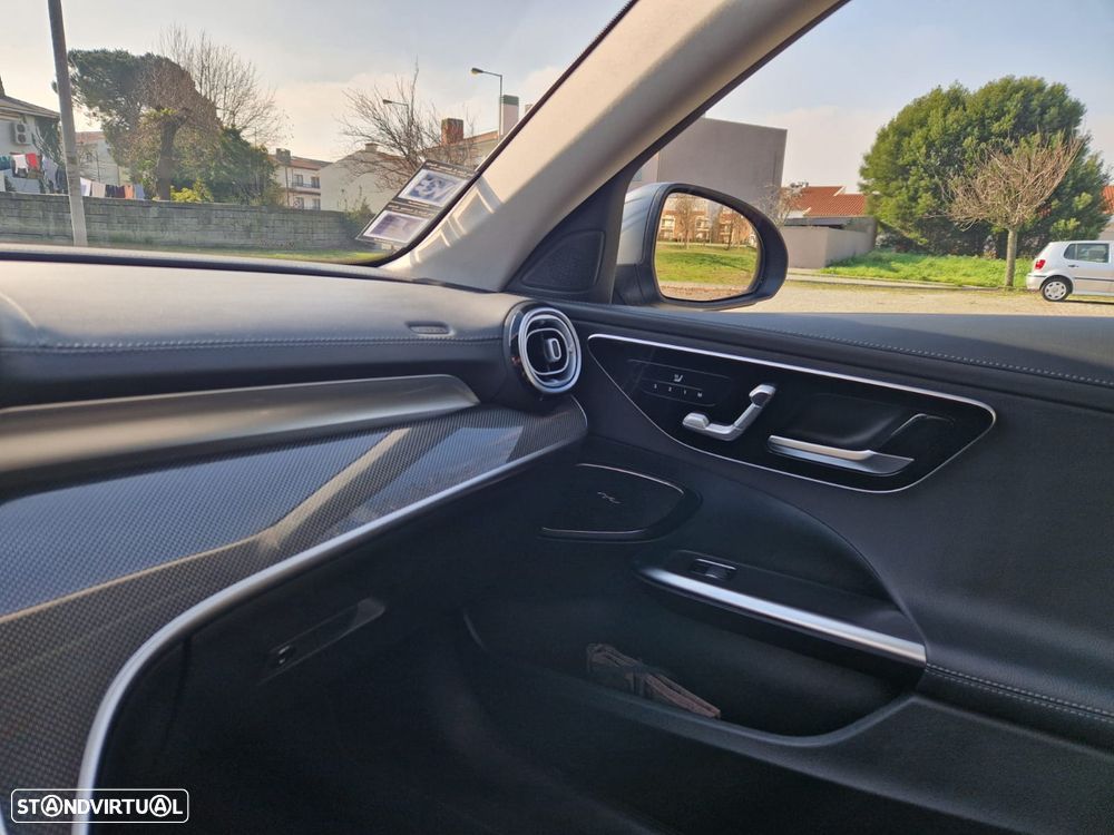 Mercedes-Benz C 300 d AMG Line - 11