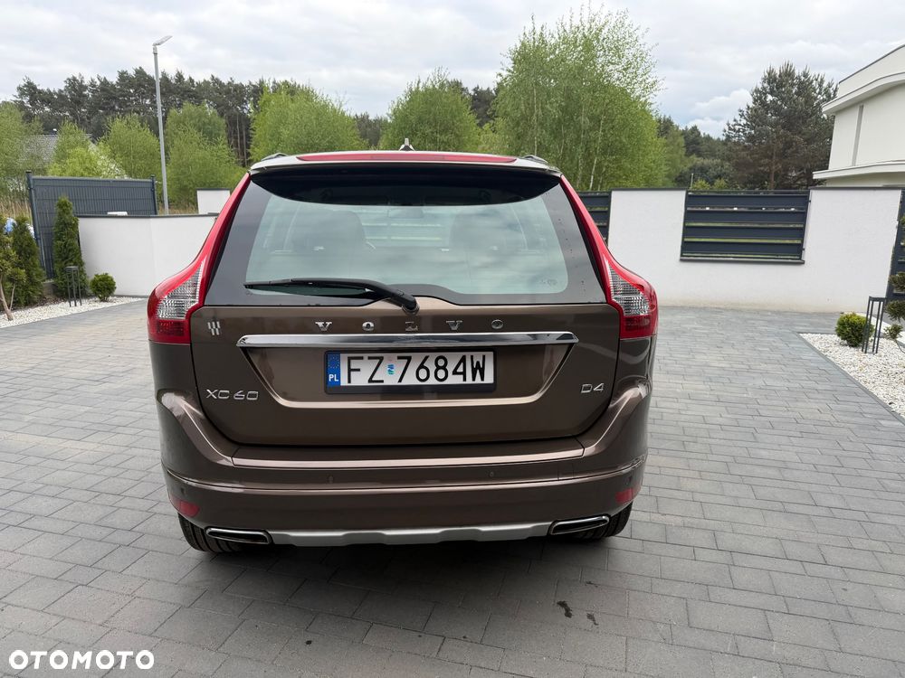Volvo XC 60 D4 Geartronic Momentum - 5