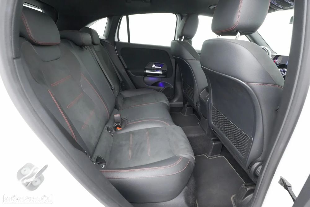 Mercedes-Benz GLA 200 AMG Line - 26