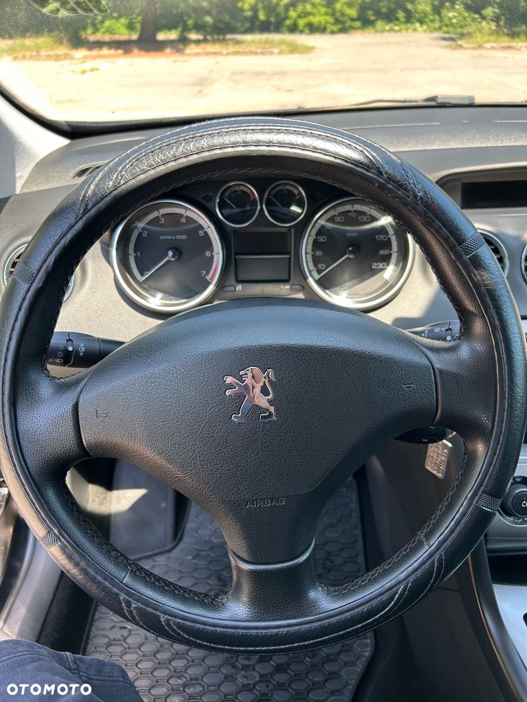 Peugeot 308 - 4