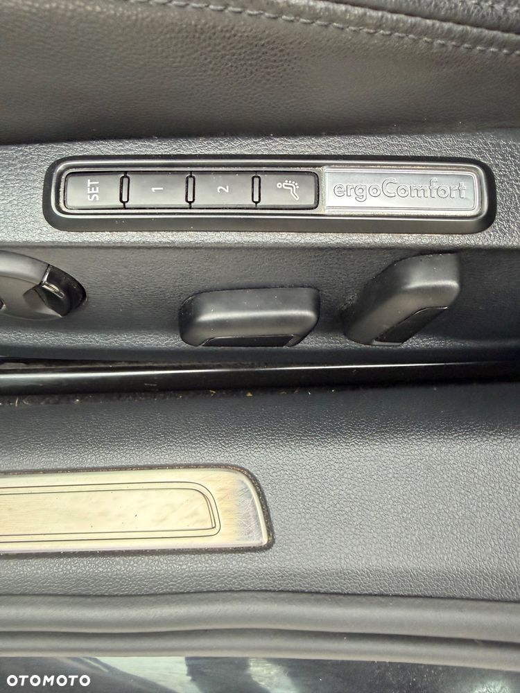 Volkswagen Passat 2.0 TDI SCR DSG - 7