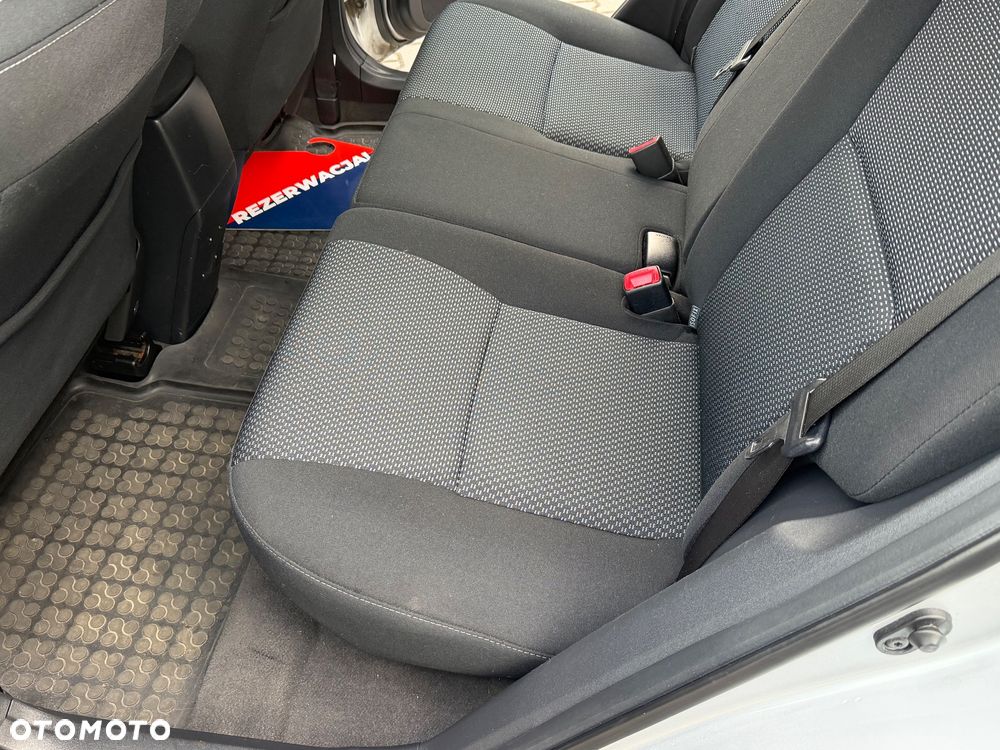 Toyota Auris 1.33 VVT-i Life - 20