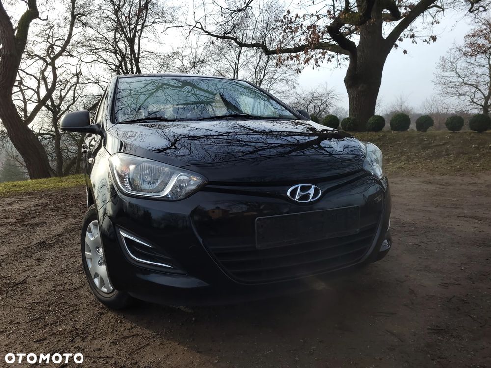 Hyundai i20 1.2 Fifa World Cup Edition - 20