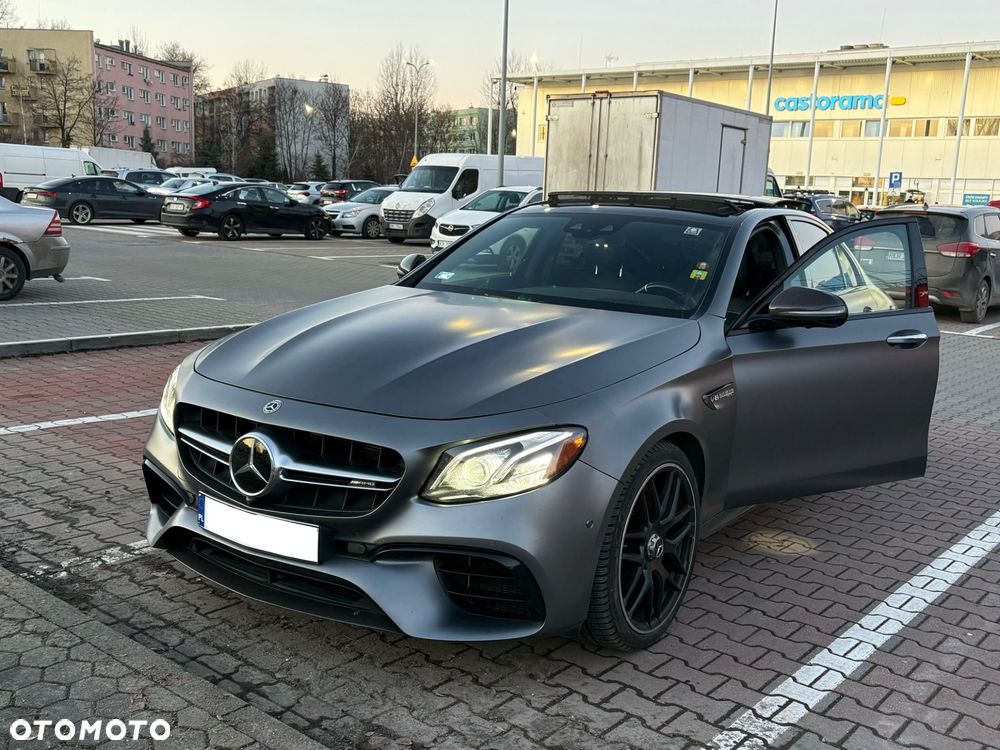 Mercedes-Benz Klasa E - 26